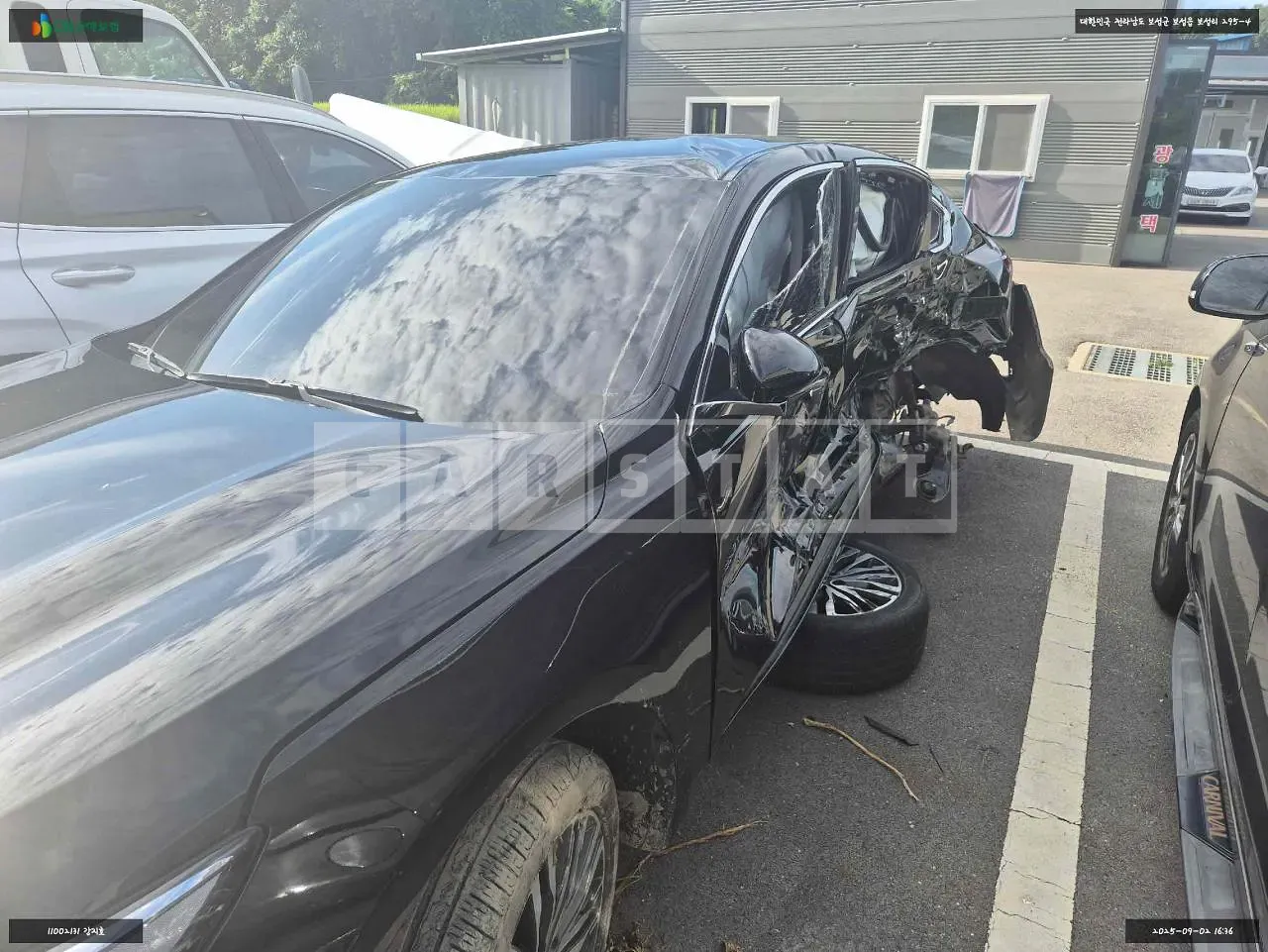 Photo 2 of 12: 2020 Kia K7, VIN KNALC418BLA216509 — Korean insurance auction