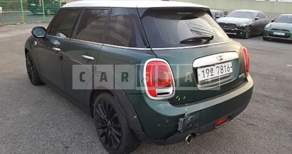 Photo 2 of 14: 2015 MINI Cooper D Five-Door — Korean insurance auction