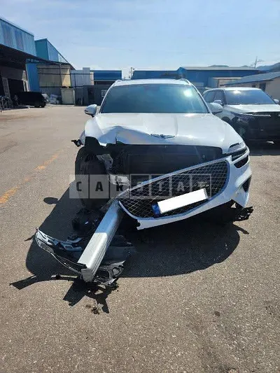 Photo 1 of 12: 2022 Genesis GV70, VIN KMTMA81BDNU061300 — Korean insurance auction