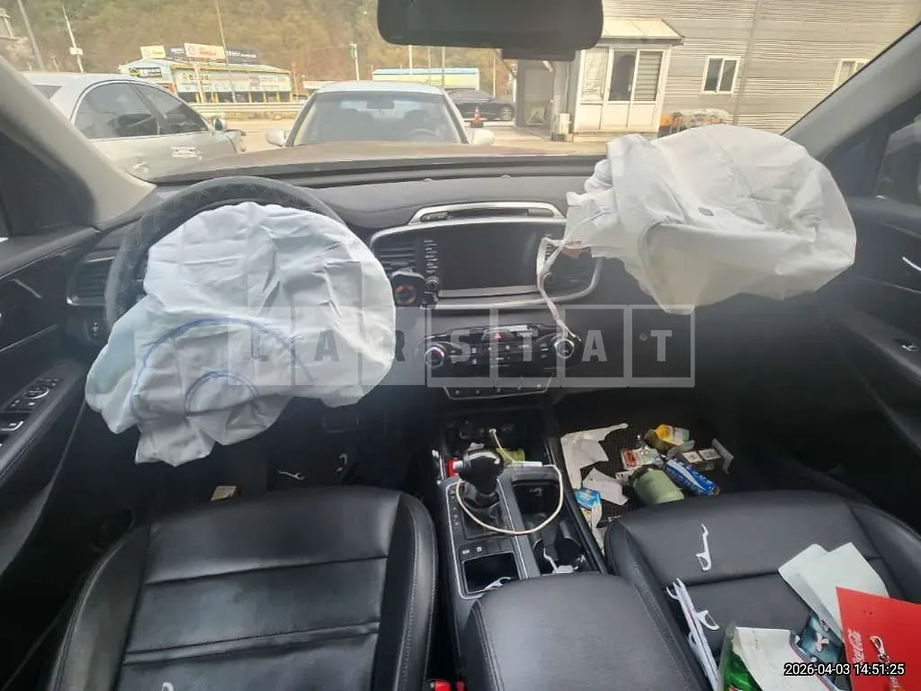 Photo 2 of 9: 2017 Kia Sorento — Korean insurance auction