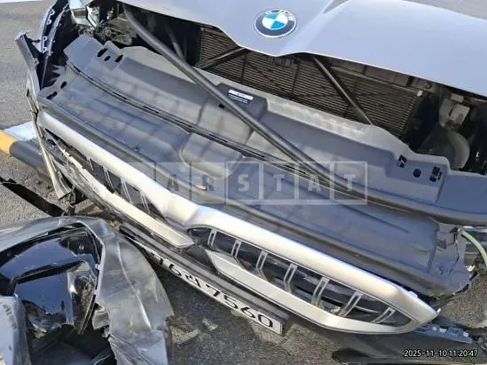 Photo 2 of 21: 2025 BMW 520i — Korean insurance auction
