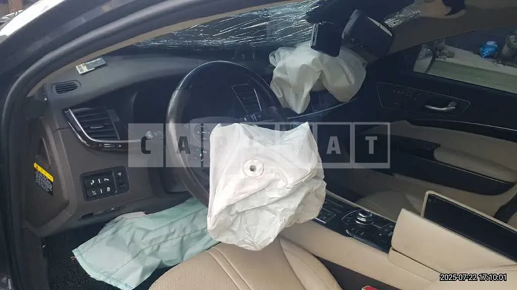 Photo 2 of 6: 2018 Kia Cut A. Z — Korean insurance auction