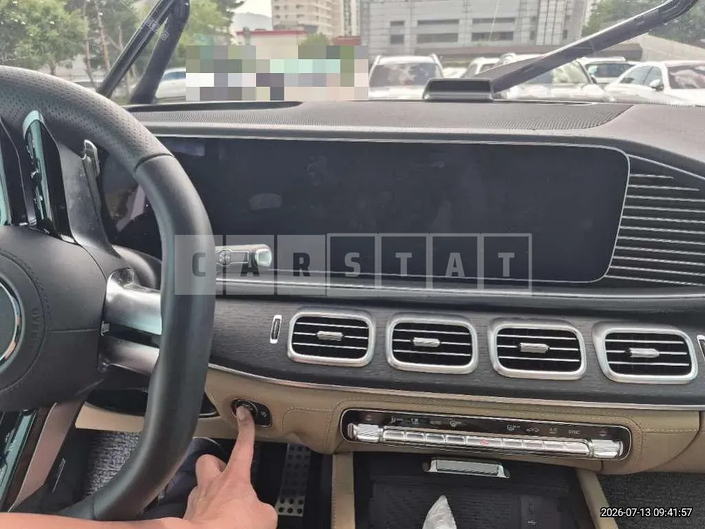 Photo 2 of 25: 2025 Mercedes-Benz GLS 580 4Matic — Korean insurance auction