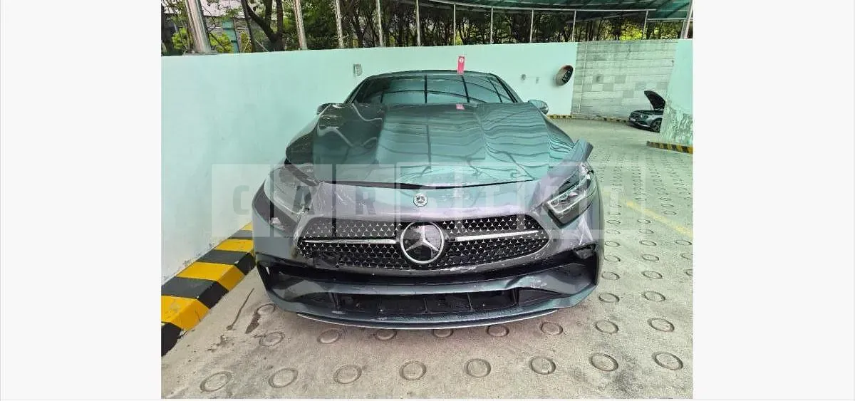 Photo 2 of 9: 2023 Mercedes-Benz CLS300 d 4Matic — Korean insurance auction