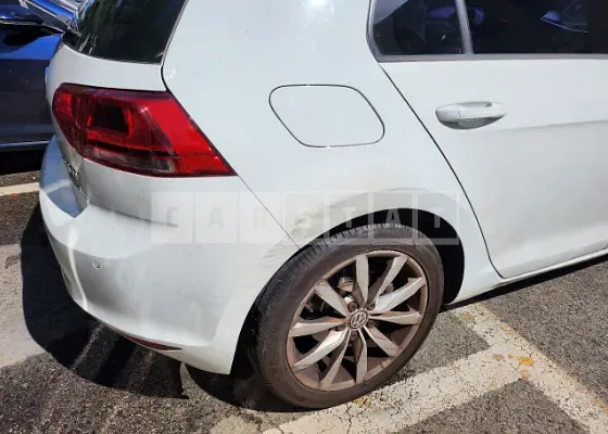 Photo 2 of 4: 2015 Volkswagen Golf 2.0 TDI BMT, VIN WVWZZZAUZFW072071 — Korean insurance auction