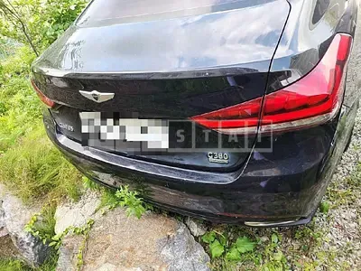 Photo 1 of 54: 2015 Genesis Dh — Korean insurance auction