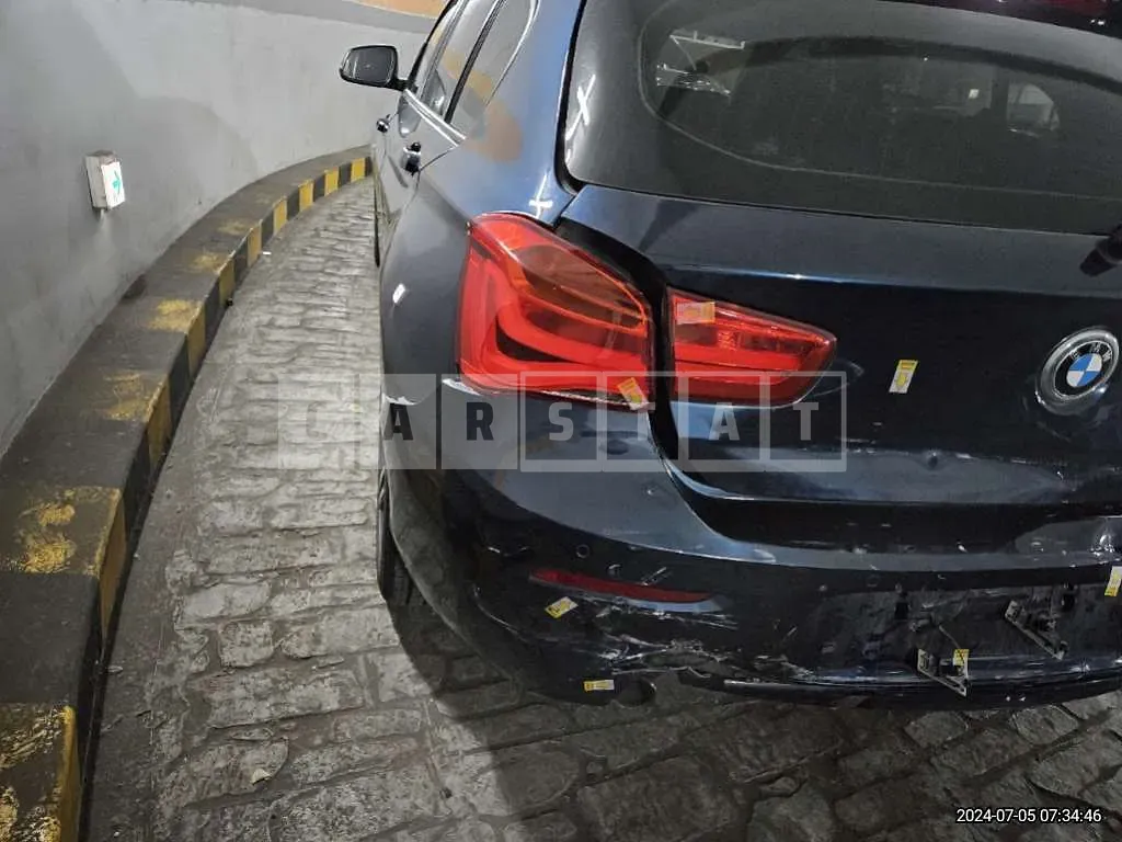 Photo 2 of 14: 2017 BMW 118d — Korean insurance auction
