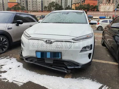 Photo 1 of 63: 2020 Hyundai Kona Electric, VIN KMHK381GFLU104457 — Korean insurance auction