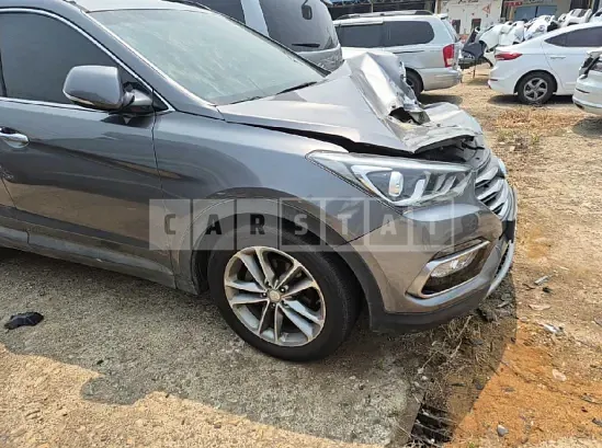 Photo 2 of 14: 2016 Hyundai Santa Fe — Korean insurance auction