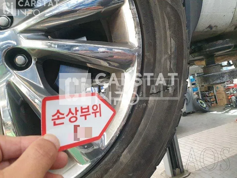 Photo 2 of 15: 2018 Kia Carnival 9 -Seater — Korean insurance auction