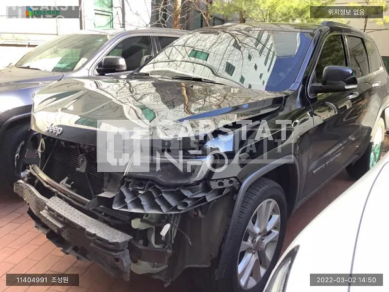 Photo 2 of 8: 2017 Jeep Jujung Land Cherokee, VIN 1C4RJFBGXHC747326 — Korean insurance auction