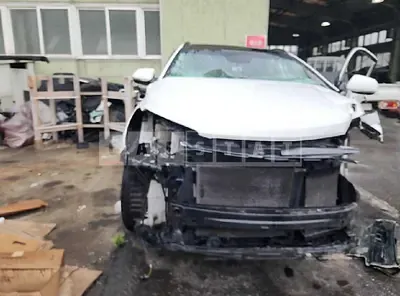 Photo 1 of 26: 2015 Hyundai Santa Fe, VIN KMHSW81XBFU422141 — Korean insurance auction