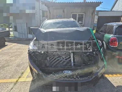Photo 1 of 8: 2016 Kia Sorento — Korean insurance auction