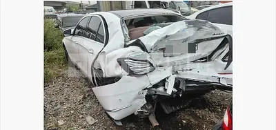 Photo 1 of 27: 2019 Mercedes-Benz E300 4Matic — Korean insurance auction