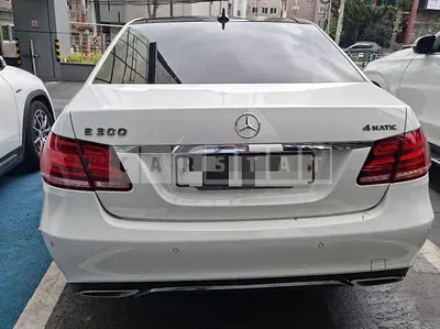 Photo 1 of 25: 2014 Mercedes-Benz E300 4Matic — Korean insurance auction