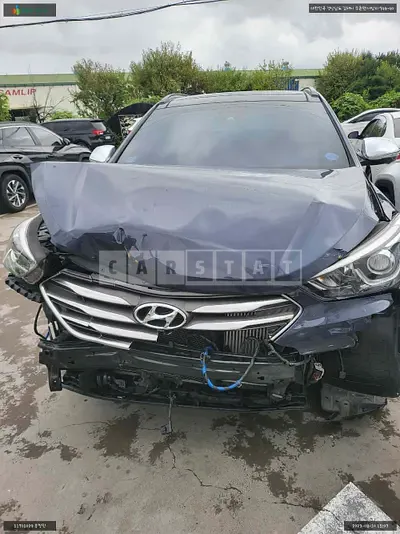 Photo 1 of 10: 2018 Hyundai Santa Fe, VIN KMHSW81UBJU856897 — Korean insurance auction