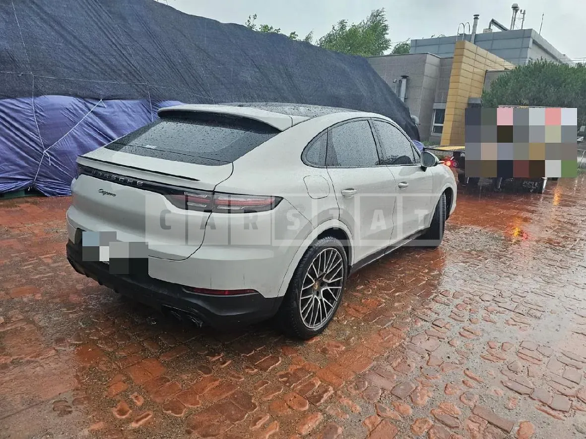Photo 2 of 26: 2021 Porsche Cayenne Coupe (5-Seater), VIN WP1BA29Y4MDA62573 — Korean insurance auction