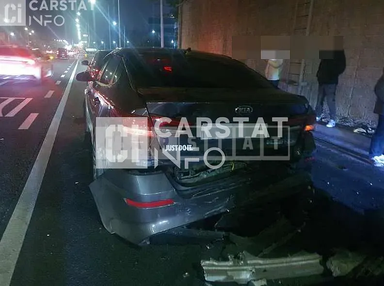 Photo 2 of 9: 2019 Kia K5 2.0, VIN KNAGT411BLA354987 — Korean insurance auction