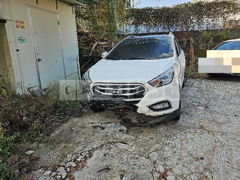 Photo 2 of 21: 2014 Hyundai Tucson ix — Korean insurance auction
