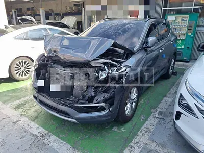 Photo 1 of 8: 2015 Hyundai Santa Fe DM — Korean insurance auction