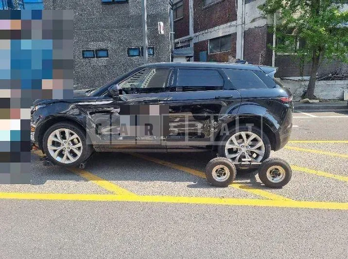 Photo 2 of 44: 2020 Land Rover Range Rover Evoque D180 — Korean insurance auction