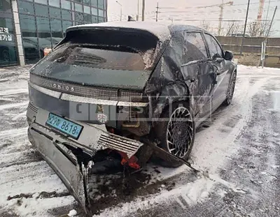 Photo 1 of 22: 2022 Hyundai IONIQ 5, VIN KMHKR81AFNU049258 — Korean insurance auction