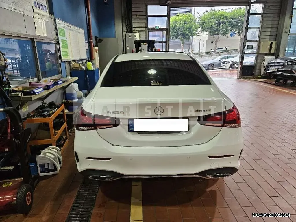 Photo 2 of 50: 2023 Mercedes-Benz A250 4Matic — Korean insurance auction