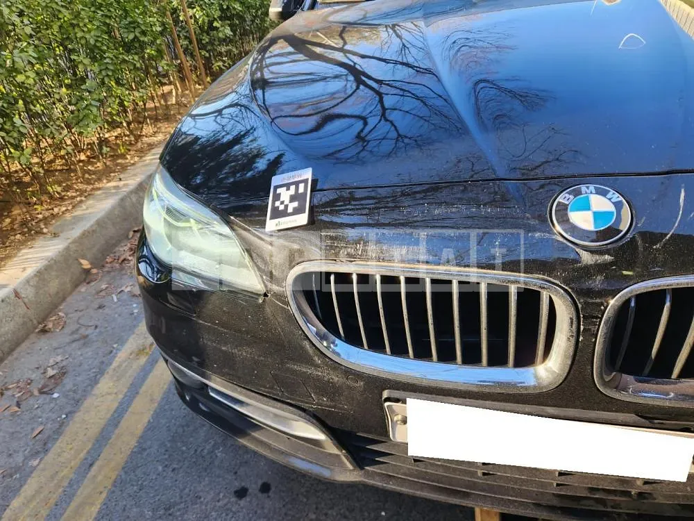 Photo 2 of 18: 2016 BMW 528i, VIN WBA5A5102GG180529 — Korean insurance auction