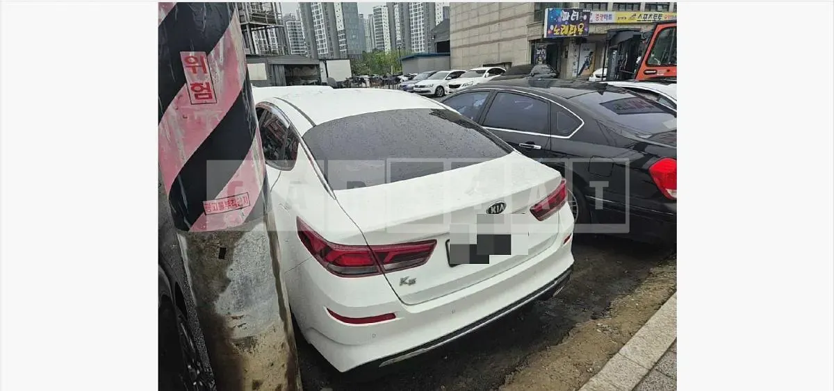 Photo 2 of 9: 2018 Kia K5 2.0(LPI) — Korean insurance auction