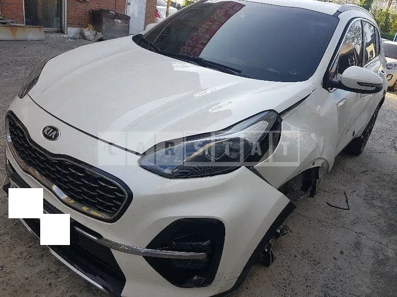 Photo 2 of 22: 2020 Kia Sportage, VIN KNAPN813BLK813276 — Korean insurance auction