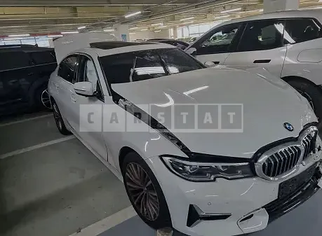 Photo 2 of 8: 2021 BMW 320i, VIN WBA5X5107MFL55969 — Korean insurance auction