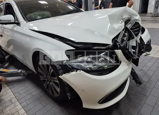 Photo 2 of 23: 2018 Mercedes-Benz E400 4Matic — Korean insurance auction