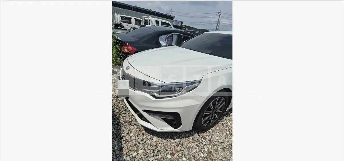 Photo 2 of 16: 2018 Kia K5 2.0 — Korean insurance auction