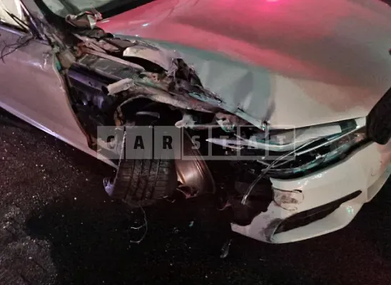 Photo 2 of 14: 2018 BMW 530i, VIN WBAJD3106JWC14465 — Korean insurance auction