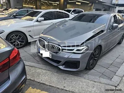 Photo 1 of 24: 2021 BMW 520i — Korean insurance auction