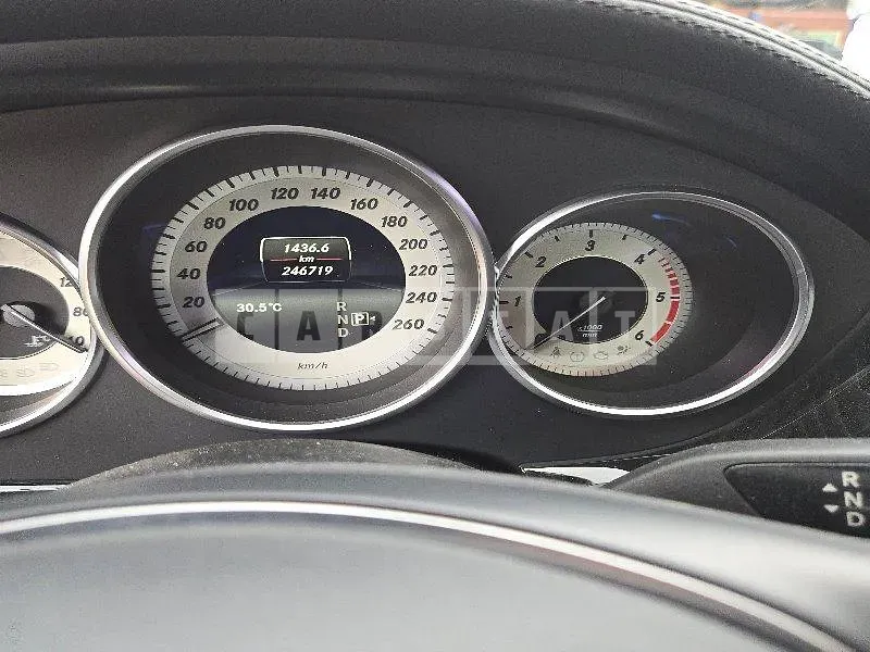 Photo 2 of 6: 2016 Mercedes-Benz CLS250 d 4Matic — Korean insurance auction