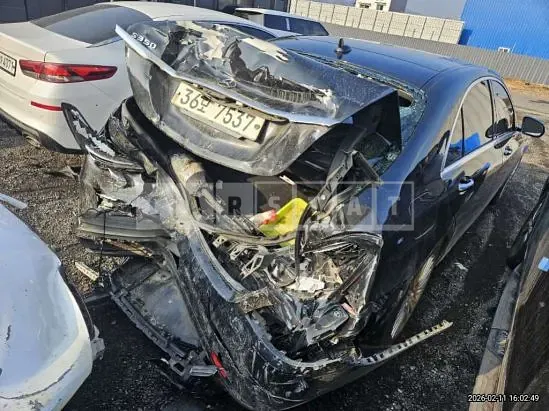 Photo 2 of 10: 2019 Mercedes-Benz S 350 L, VIN WDDUG5FB4KA476287 — Korean insurance auction