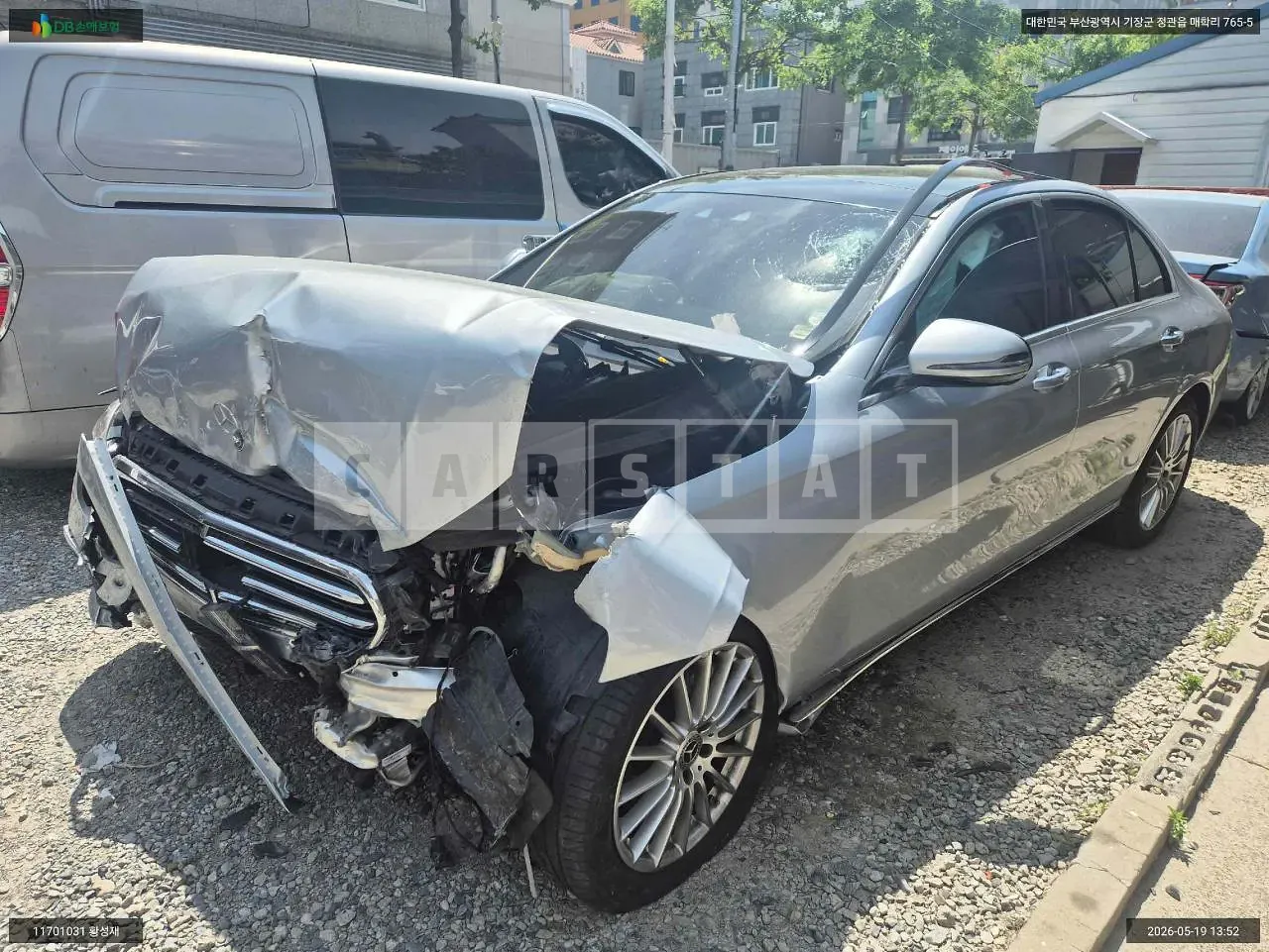 Photo 2 of 13: 2021 Mercedes-Benz E250, VIN W1KZF4FB8MA911253 — Korean insurance auction