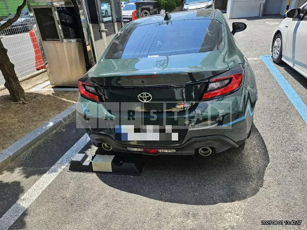 Photo 2 of 31: 2025 Toyota Car Name:toyota GR86 — Korean insurance auction