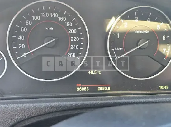 Photo 2 of 16: 2018 BMW 320i — Korean insurance auction