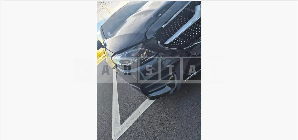 Photo 2 of 52: 2020 Mercedes-Benz E 450 4Matic Coupe — Korean insurance auction