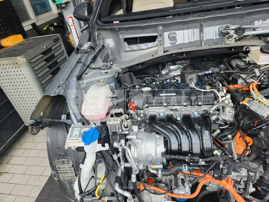 Photo 2 of 50: 2023 Hyundai Kona, VIN KMHHC811GPU001084 — Korean insurance auction