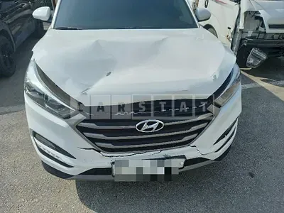 Photo 1 of 25: 2015 Hyundai Tucson TL 2.0 — Korean insurance auction