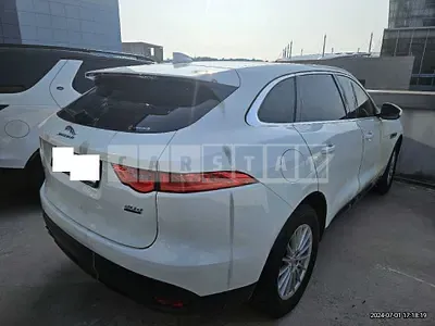 Photo 1 of 18: 2018 Jaguar F-Pace 20d — Korean insurance auction