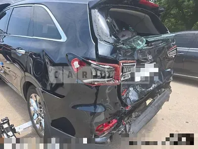 Photo 1 of 6: 2017 Kia Sorento — Korean insurance auction