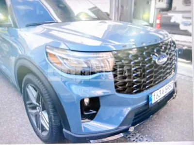 2025 FORD Explorer 2.3L AWD