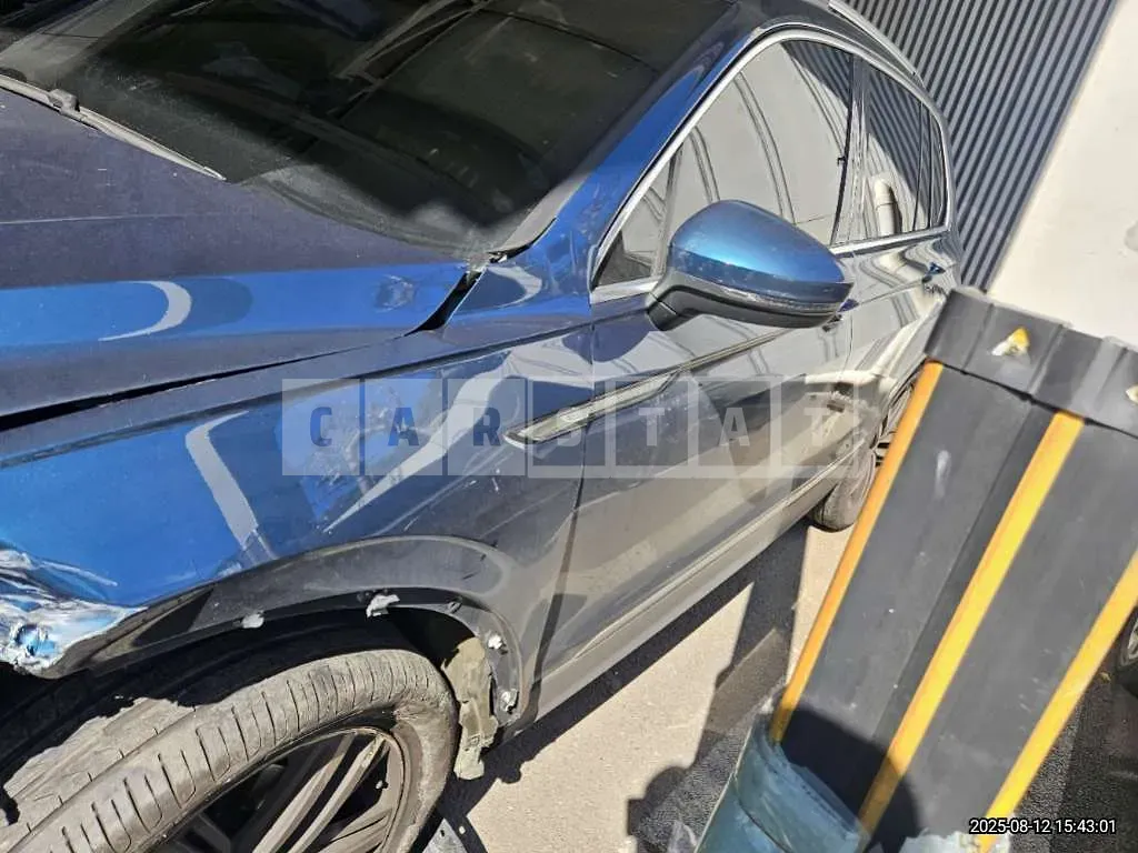 Photo 2 of 24: 2022 Volkswagen Tiguan 2.0TDI — Korean insurance auction