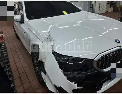 Photo 1 of 19: 2024 BMW 520i — Korean insurance auction