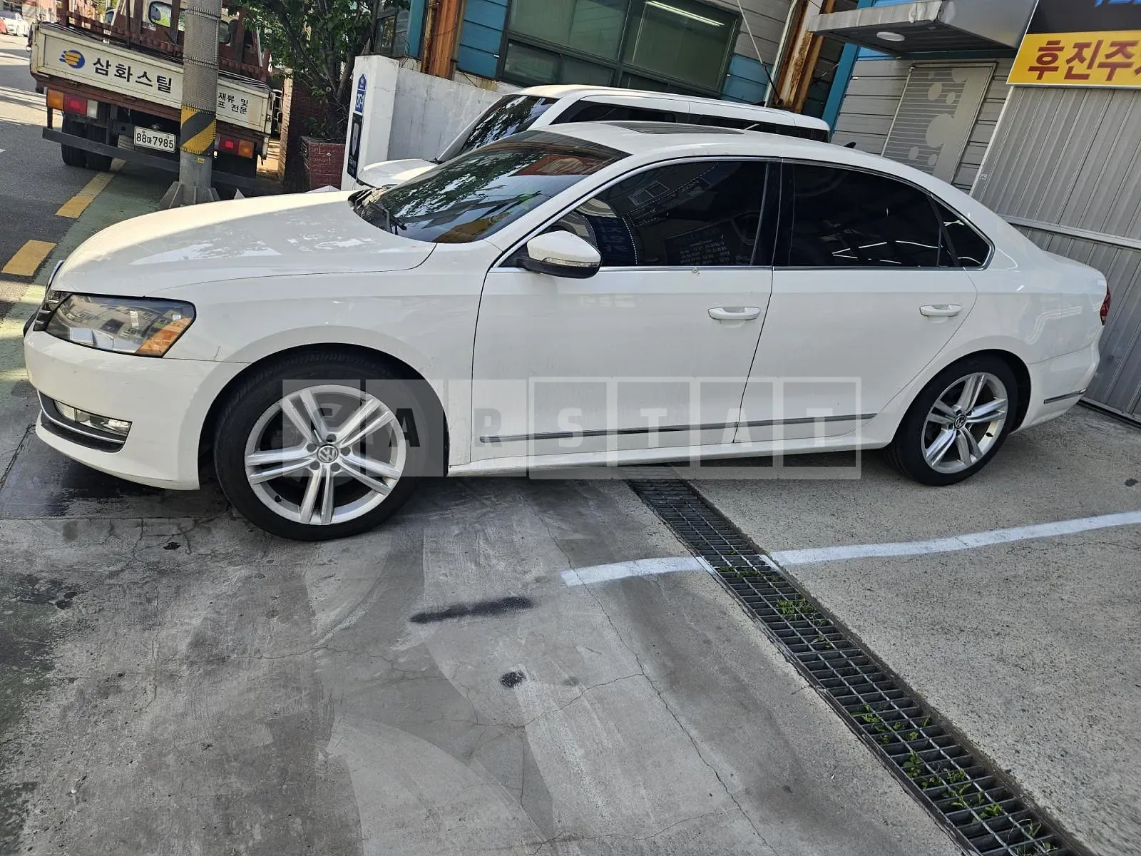 Photo 2 of 5: 2015 Volkswagen The New Passat (7th Gen) 2.0 TDI, VIN 1VWZZZA3ZFC090757 — Korean insurance auction