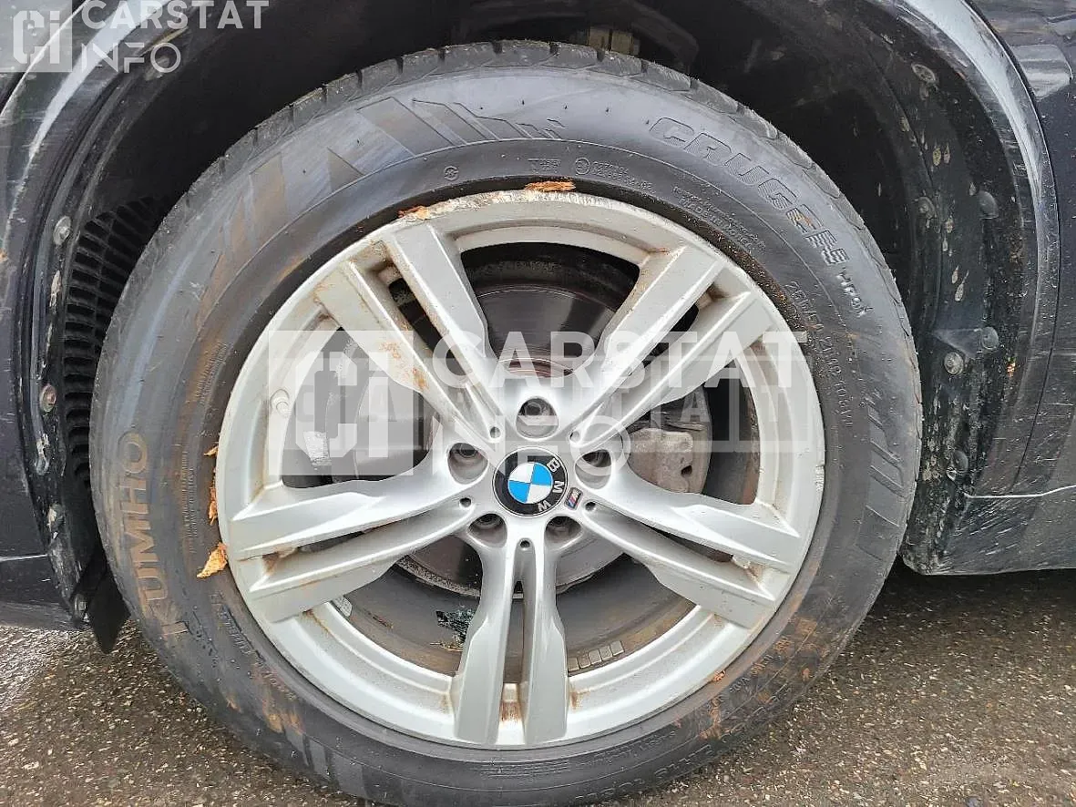 Photo 2 of 8: 2018 BMW X5 xDrive 30d, VIN WBAKS410XJ0Y73536 — Korean insurance auction
